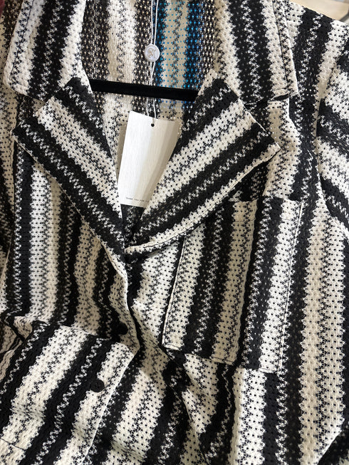 Monochrome Print Cropped Shirt